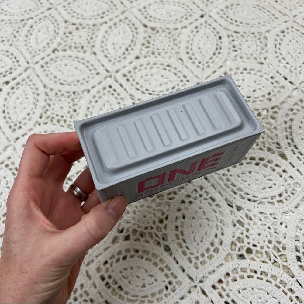 Tiny container tin - Picture 5 of 11